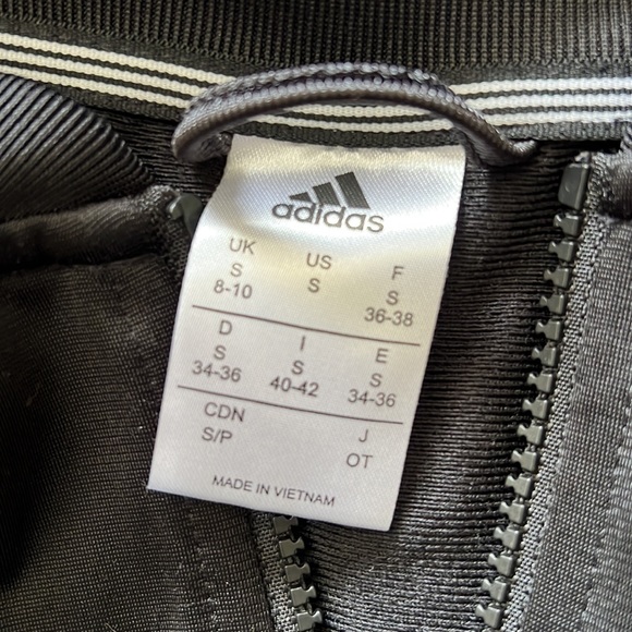 adidas jacket!! - Picture 2 of 3